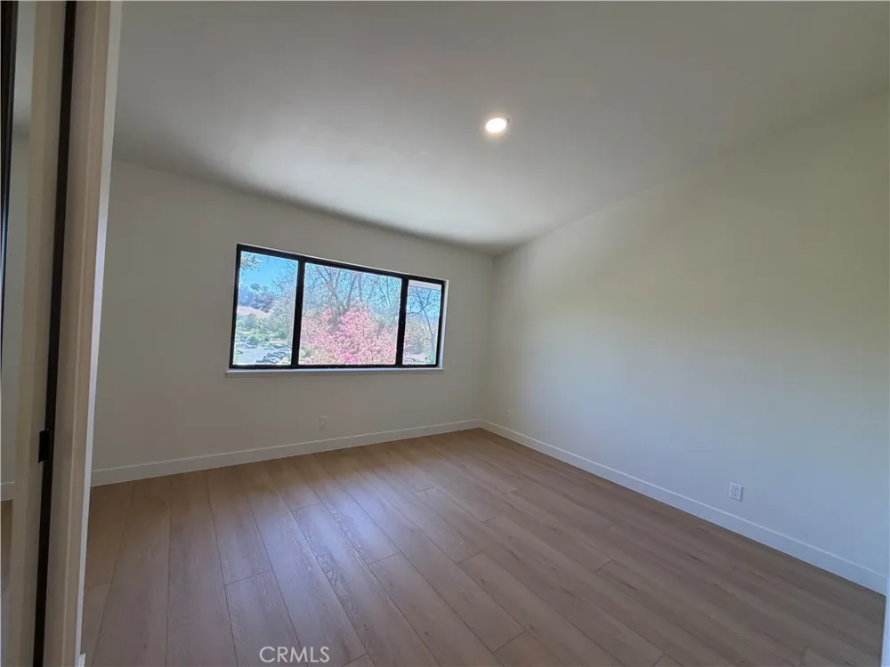 18 Clover Hill Lane #115 Laguna Hills, CA 92653