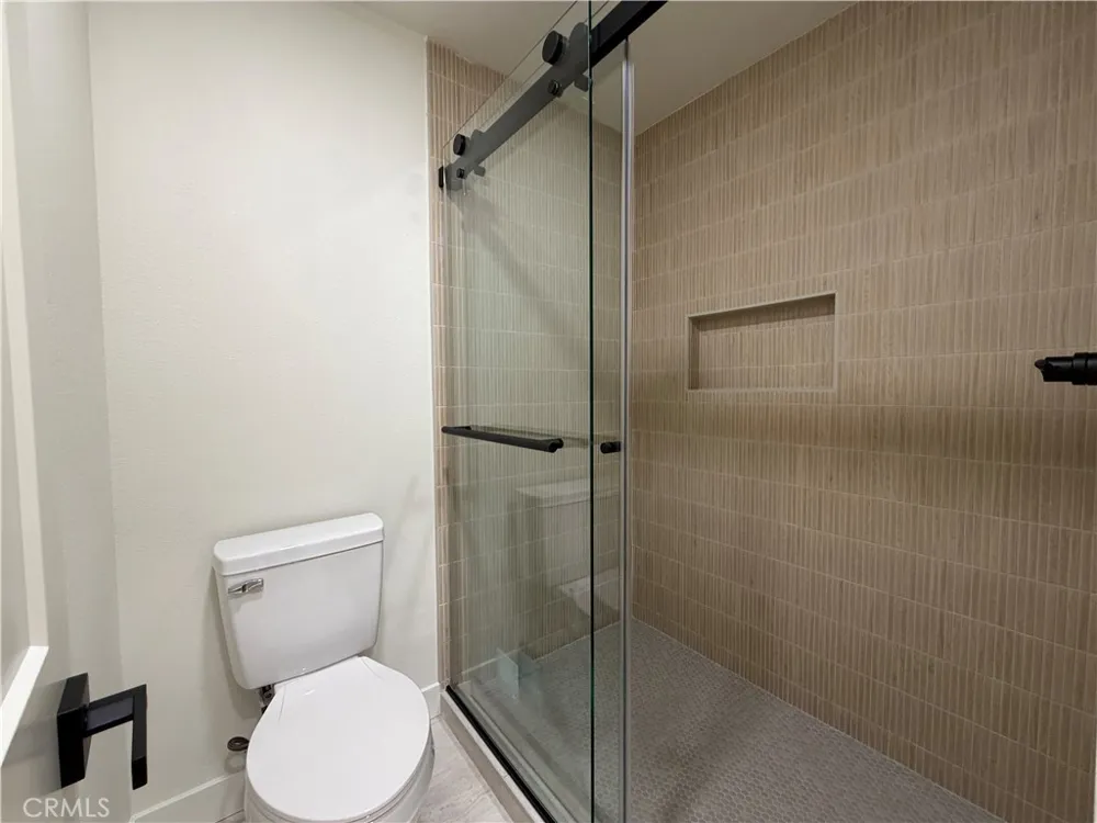 18 Clover Hill Lane #115 Laguna Hills, CA 92653