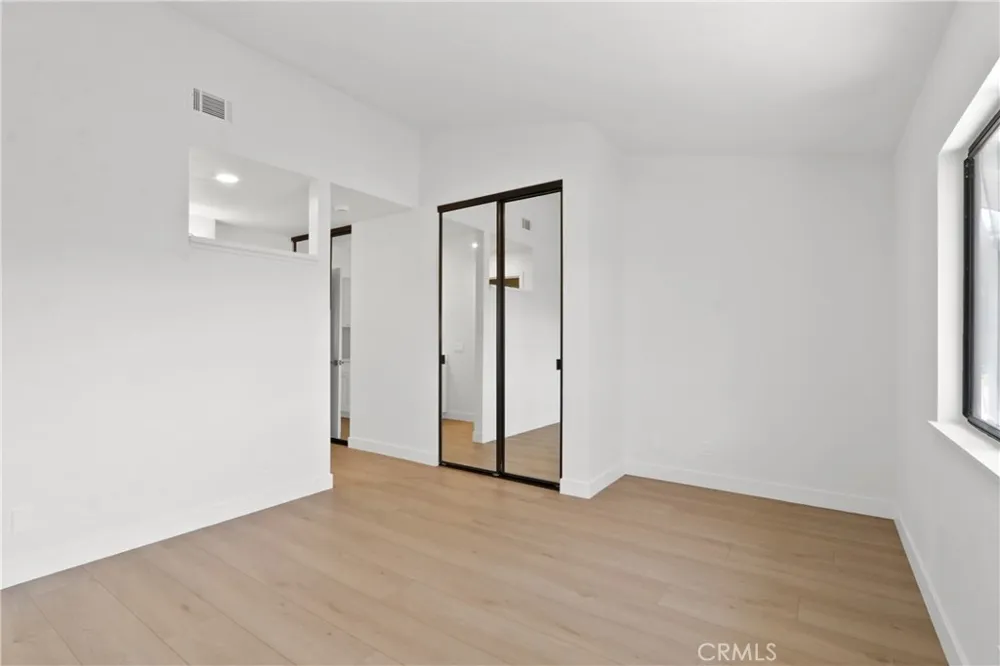18 Clover Hill Lane #115 Laguna Hills, CA 92653