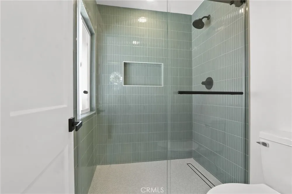 18 Clover Hill Lane #115 Laguna Hills, CA 92653