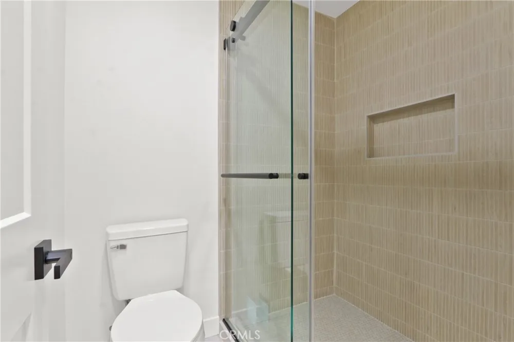18 Clover Hill Lane #115 Laguna Hills, CA 92653