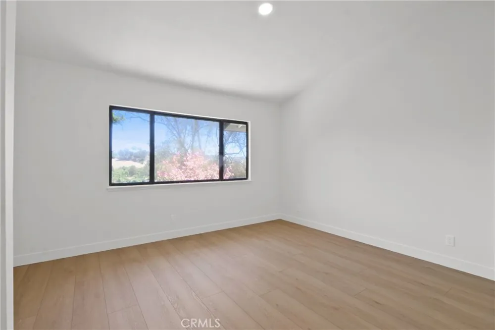 18 Clover Hill Lane #115 Laguna Hills, CA 92653
