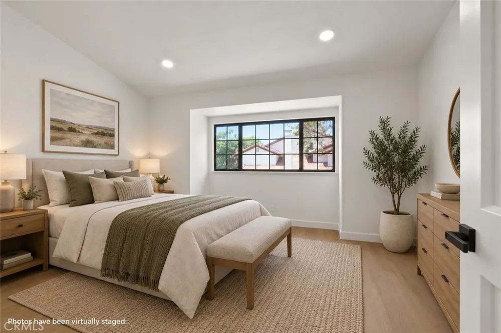 18 Clover Hill Lane #115 Laguna Hills, CA 92653