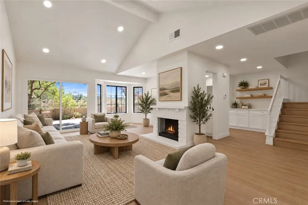 18 Clover Hill Lane #115 Laguna Hills, CA 92653