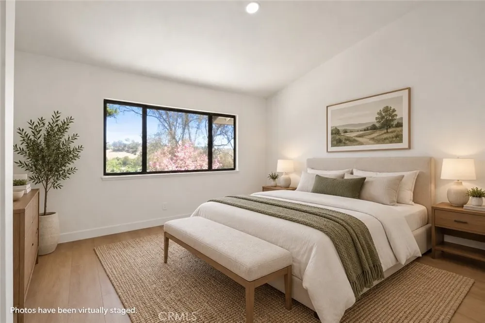 18 Clover Hill Lane #115 Laguna Hills, CA 92653