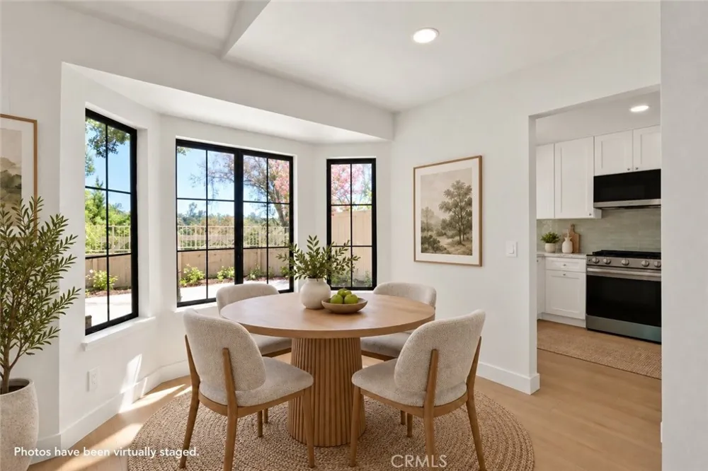 18 Clover Hill Lane #115 Laguna Hills, CA 92653