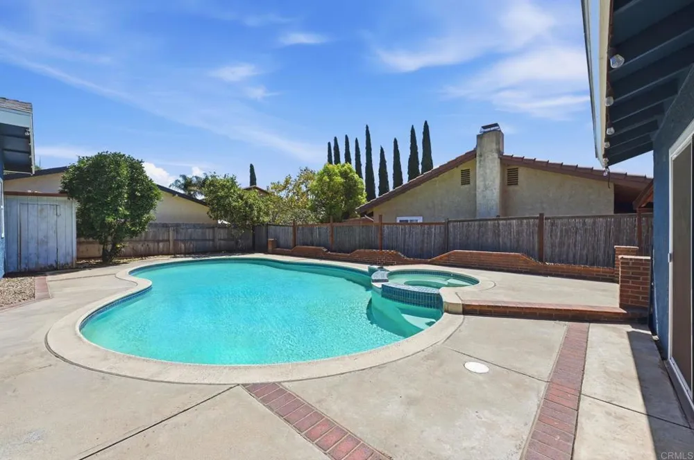 2351 Stewart Place Escondido, CA 92027