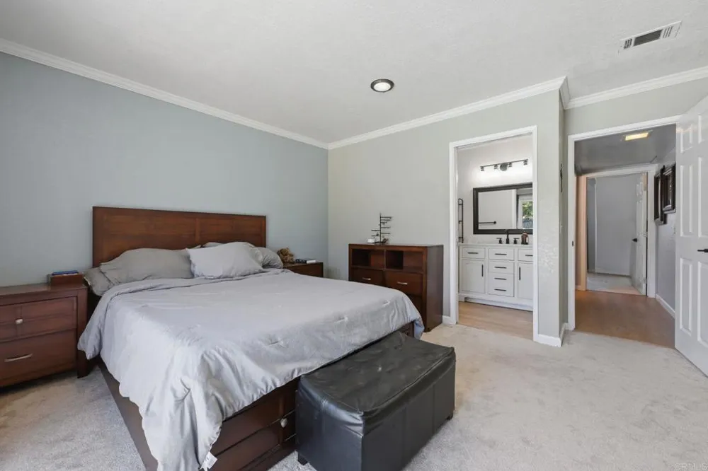 2351 Stewart Place Escondido, CA 92027