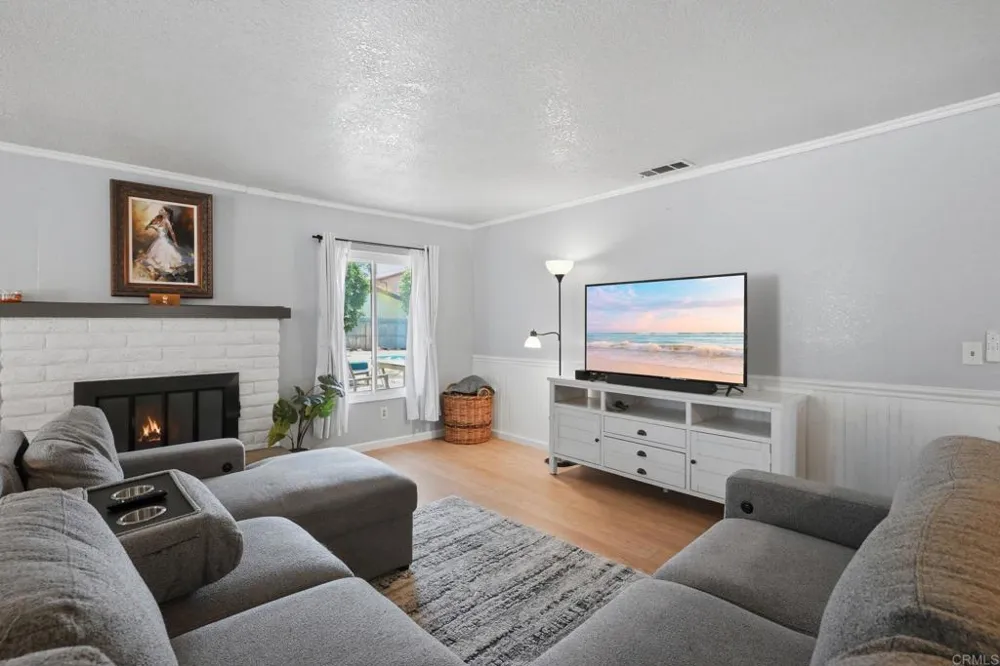 2351 Stewart Place Escondido, CA 92027