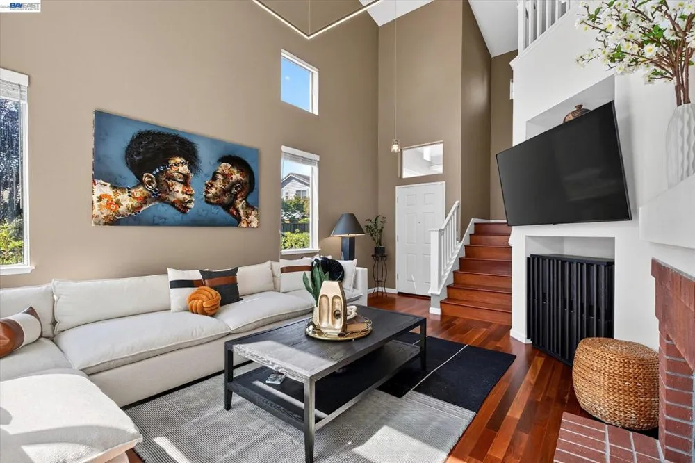92 Rockport Ct Richmond, CA 94804