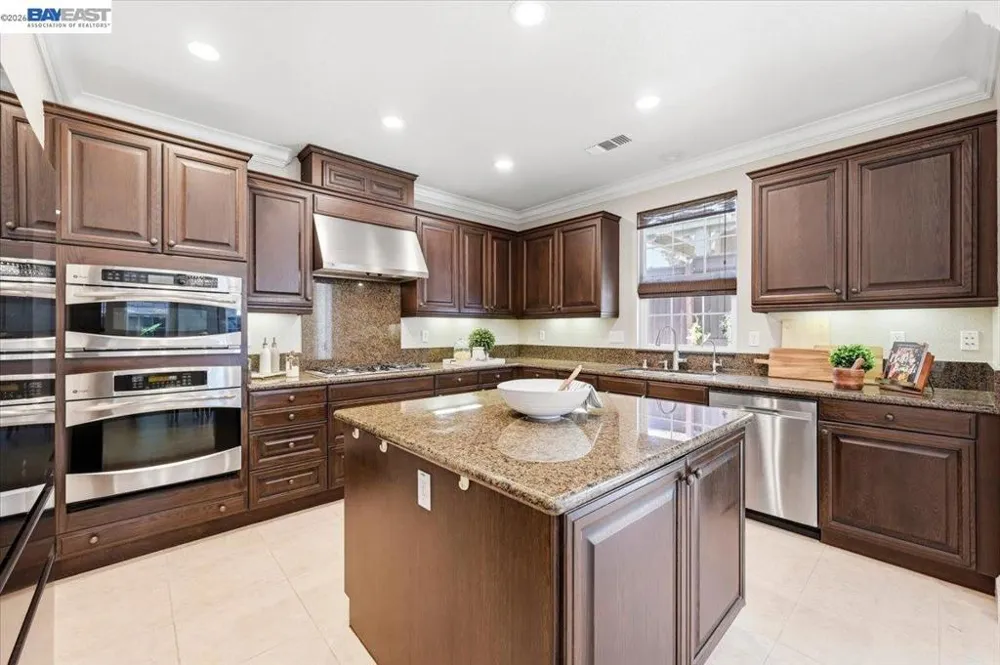 3587 Colchester Lane Dublin, CA 94568