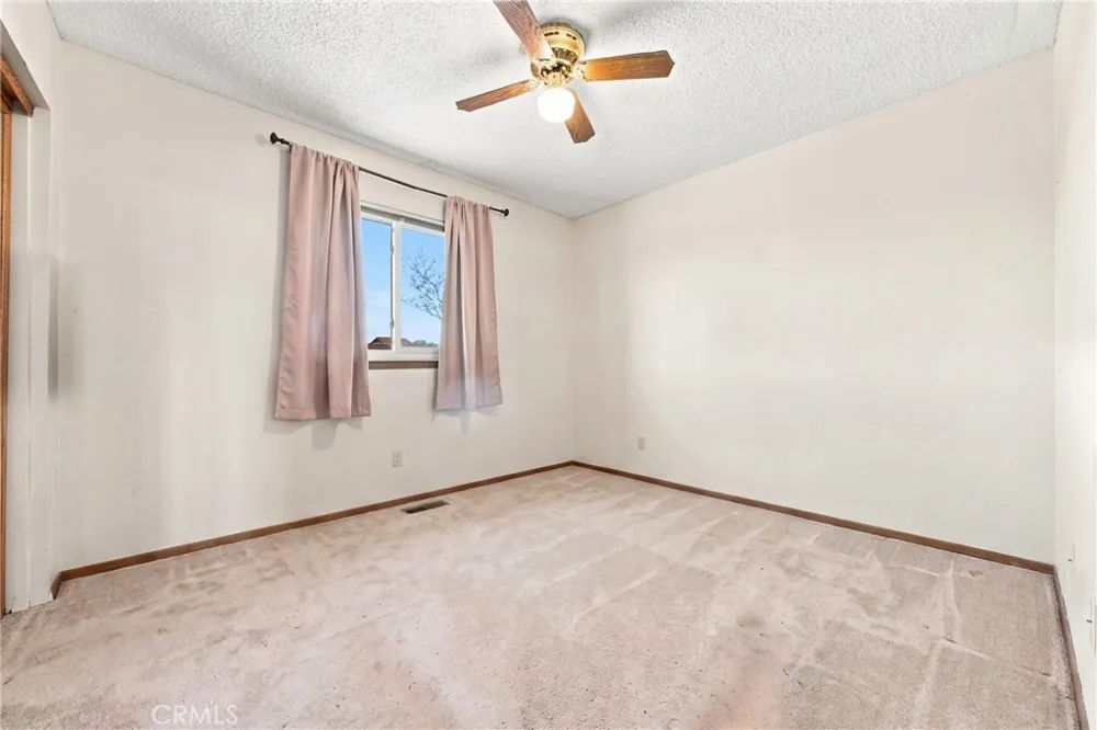 8609 Maple Hesperia, CA 92345