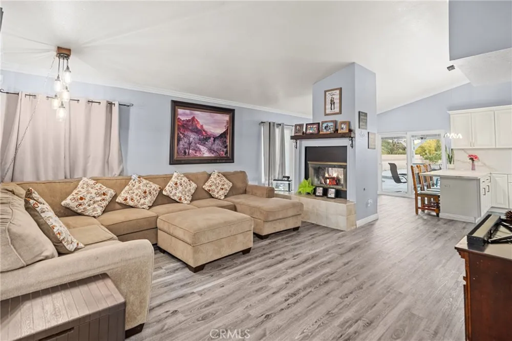 41056 Ridgegate Palmdale, CA 93551