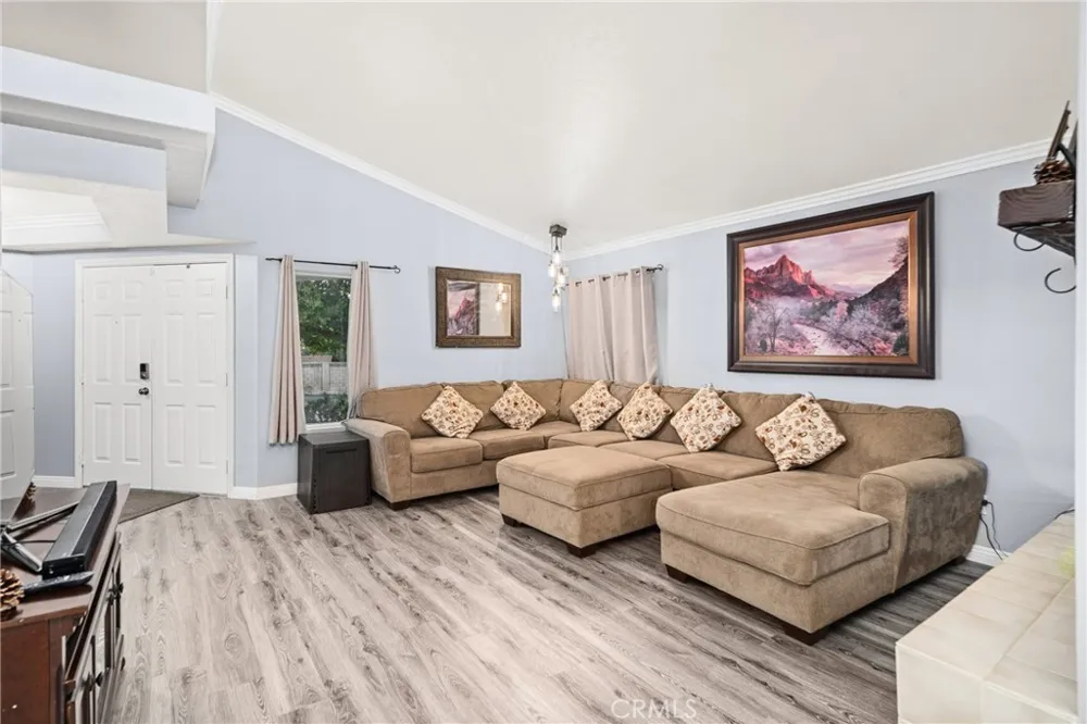 41056 Ridgegate Palmdale, CA 93551