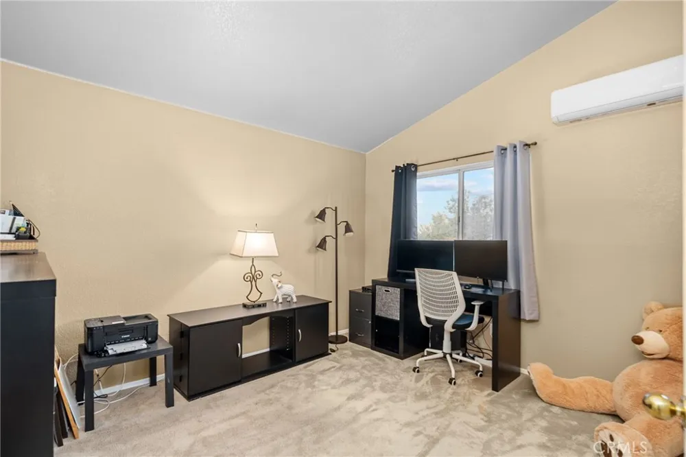 41056 Ridgegate Palmdale, CA 93551