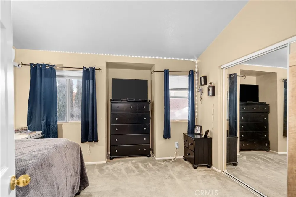 41056 Ridgegate Palmdale, CA 93551