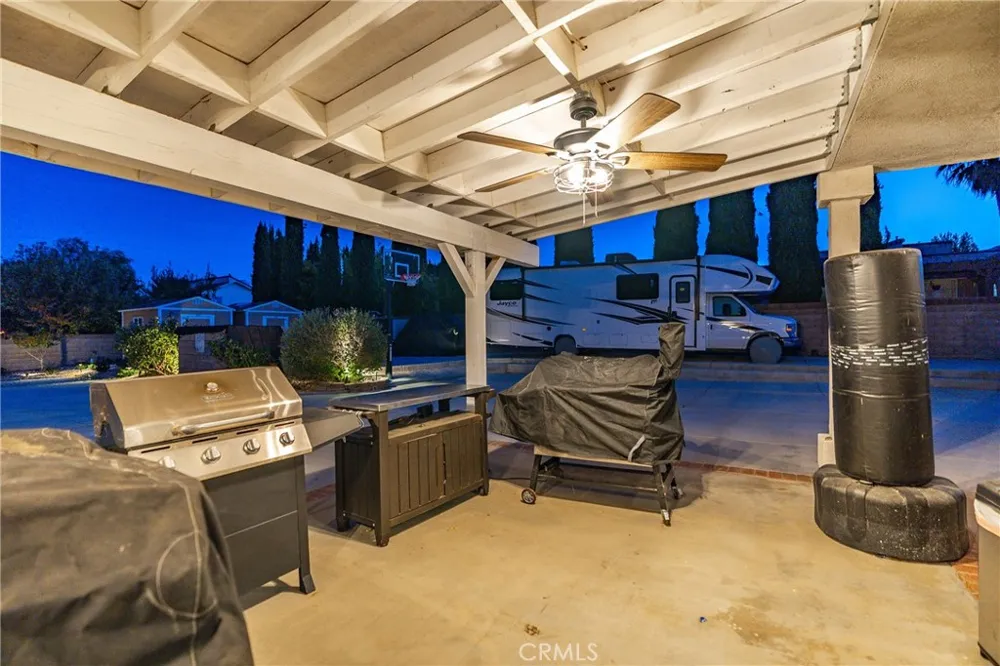 41056 Ridgegate Palmdale, CA 93551