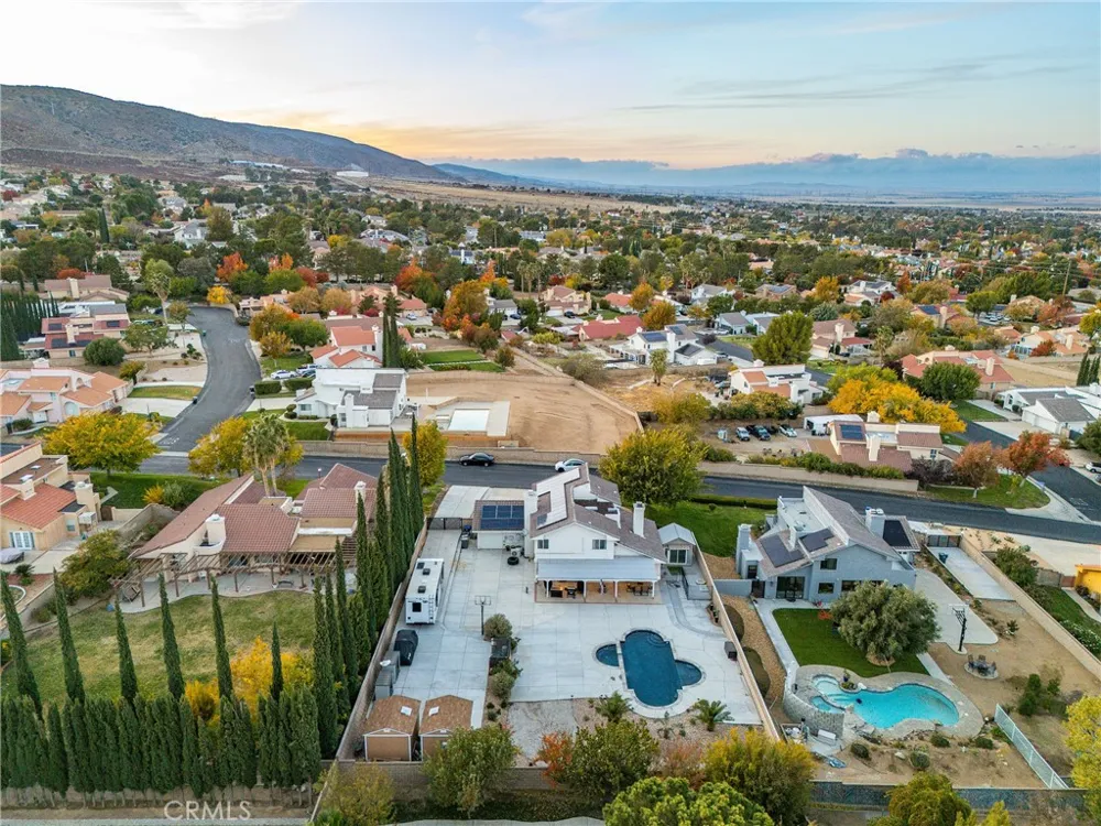 41056 Ridgegate Palmdale, CA 93551