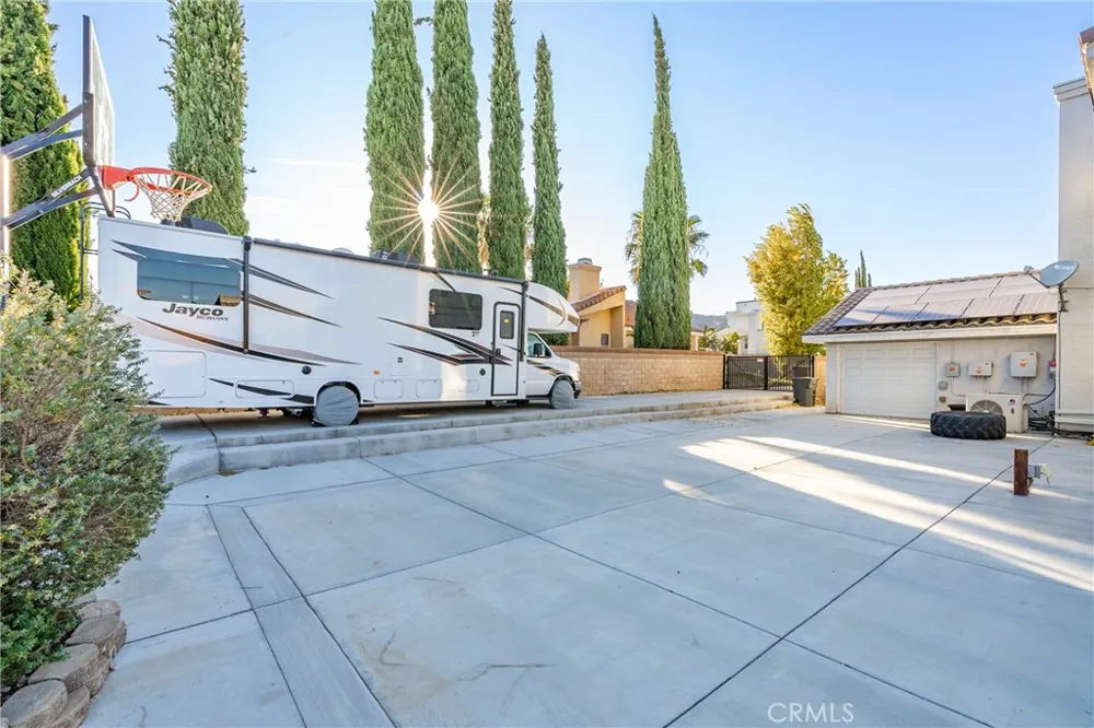 41056 Ridgegate Palmdale, CA 93551