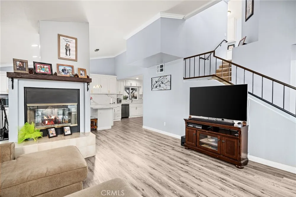 41056 Ridgegate Palmdale, CA 93551