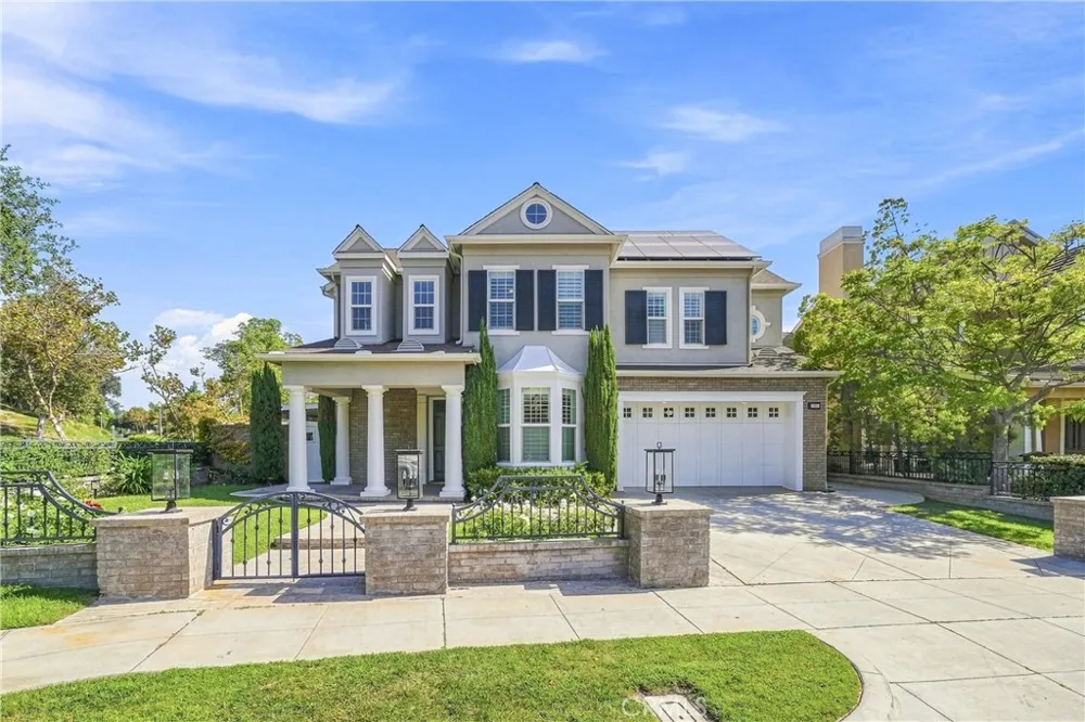 1 Illuminata Ladera Ranch, CA 92694