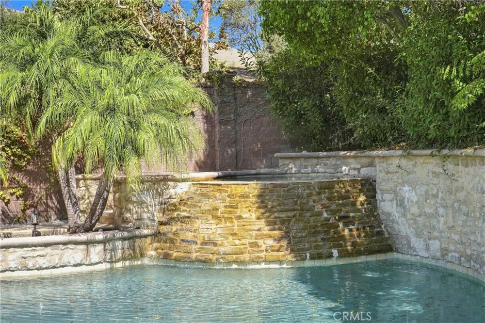 1 Illuminata Ladera Ranch, CA 92694