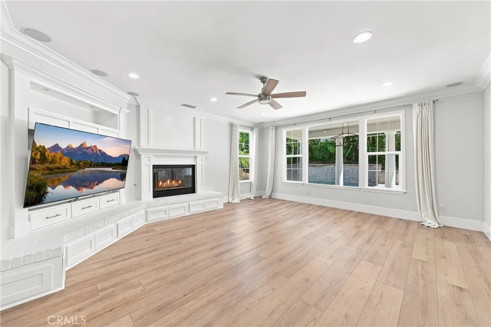 1 Illuminata Ladera Ranch, CA 92694