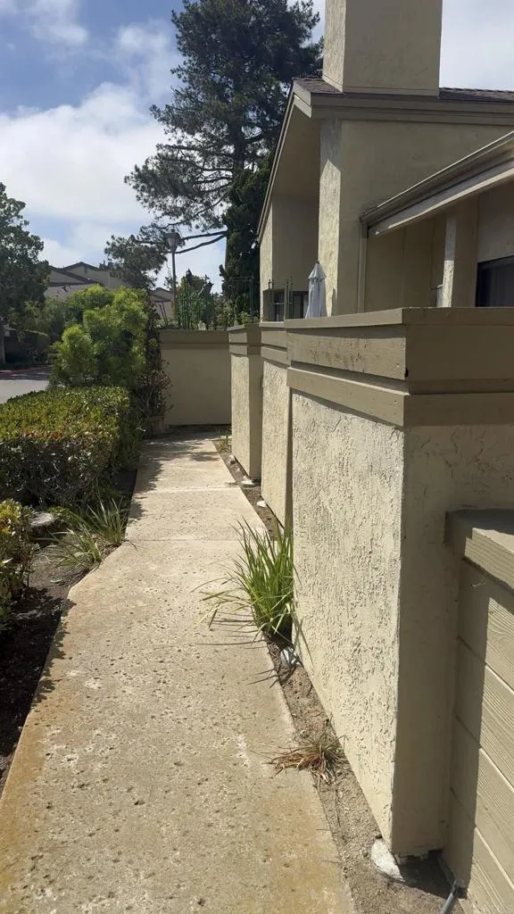 3324 Caminito Eastbluff #160 La Jolla, CA 92037