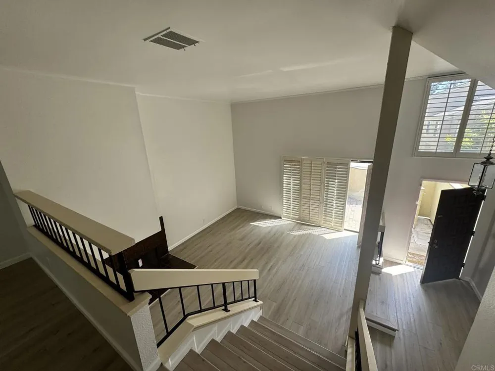 3324 Caminito Eastbluff #160 La Jolla, CA 92037