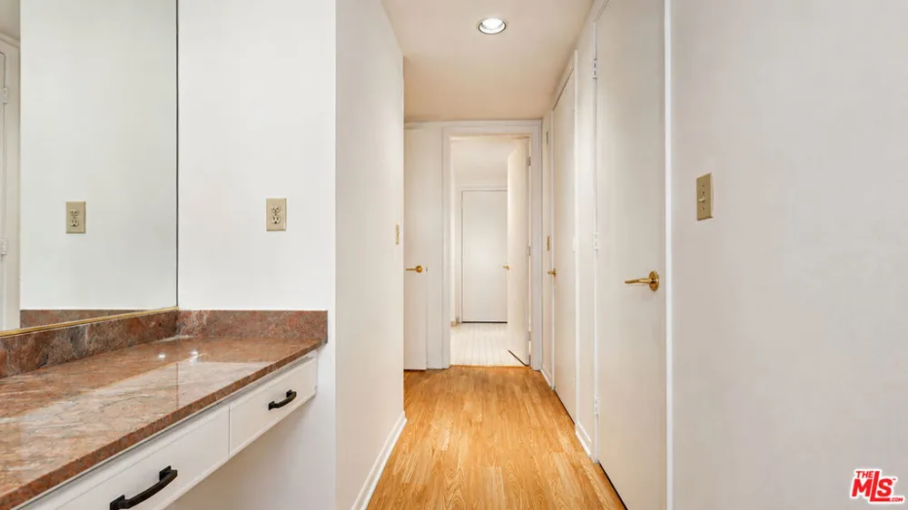 235 S TOWER DRIVE #102 Beverly Hills, CA 90211