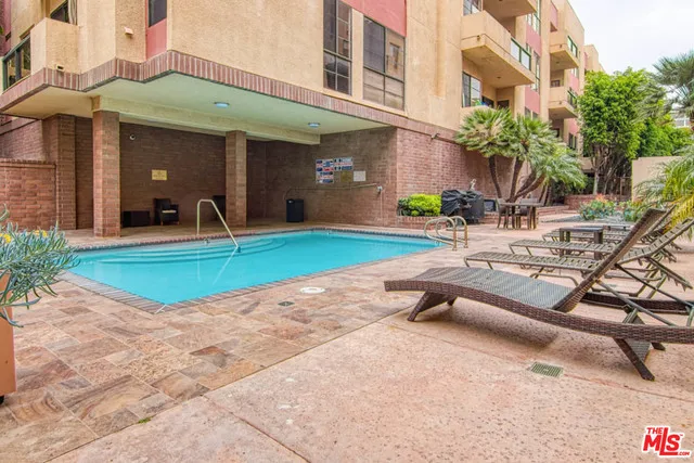 235 S TOWER DRIVE #102 Beverly Hills, CA 90211