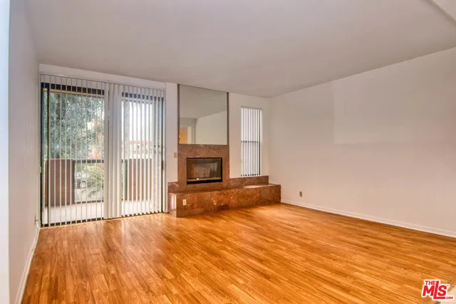 235 S TOWER DRIVE #102 Beverly Hills, CA 90211