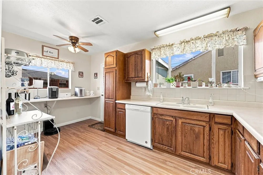 15303 Bluefield Ave La Mirada, CA 90638