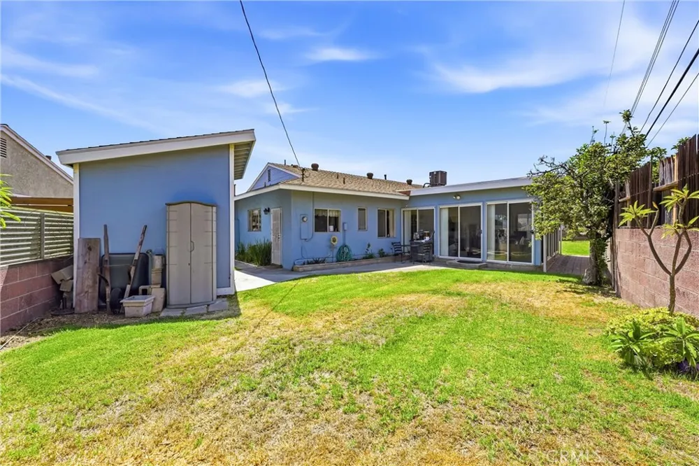 15303 Bluefield Ave La Mirada, CA 90638