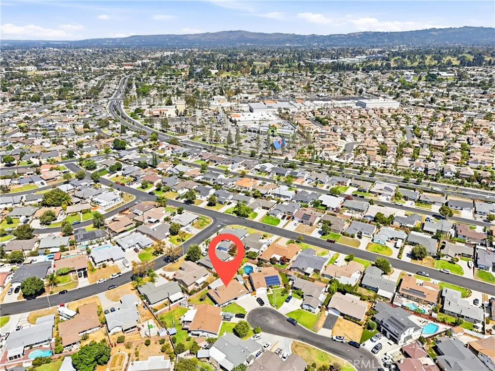 15303 Bluefield Ave La Mirada, CA 90638