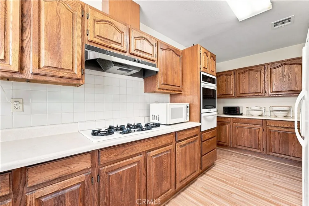 15303 Bluefield Ave La Mirada, CA 90638