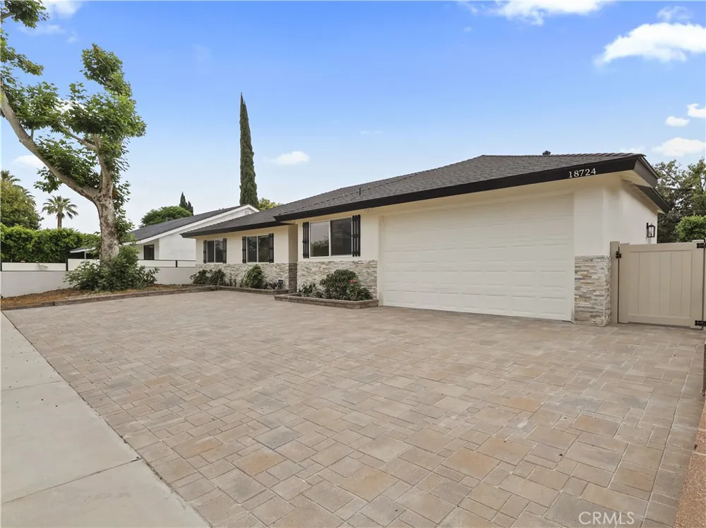 18724 Frankfort Street Northridge, CA 91324