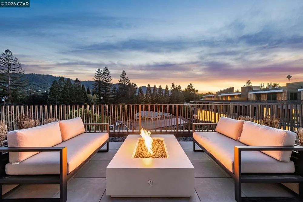 375 W El Pintado #302 Danville, CA 94526