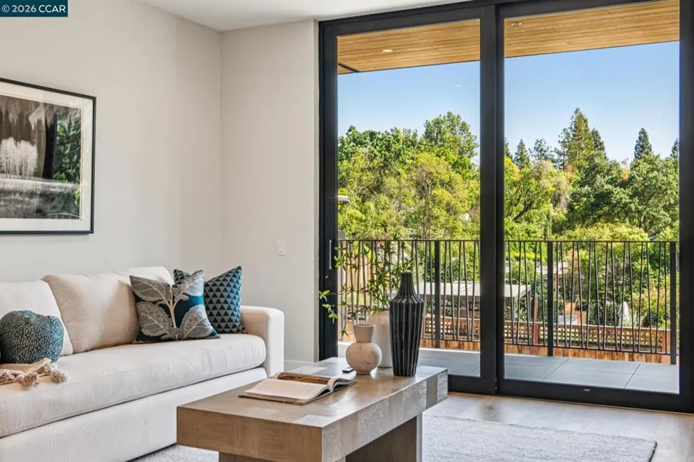 375 W El Pintado #302 Danville, CA 94526