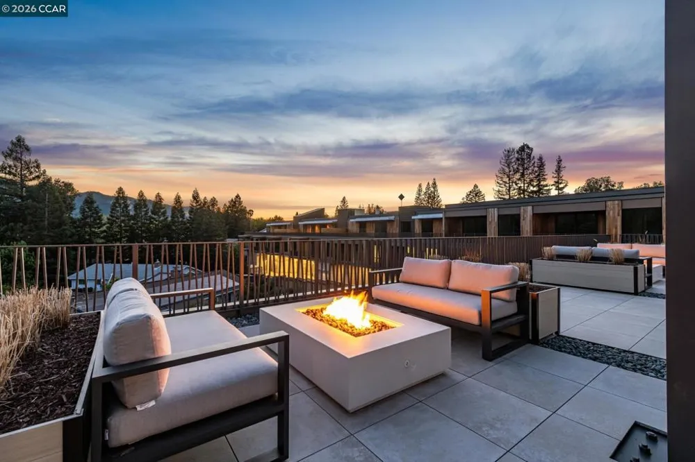 375 W El Pintado #302 Danville, CA 94526