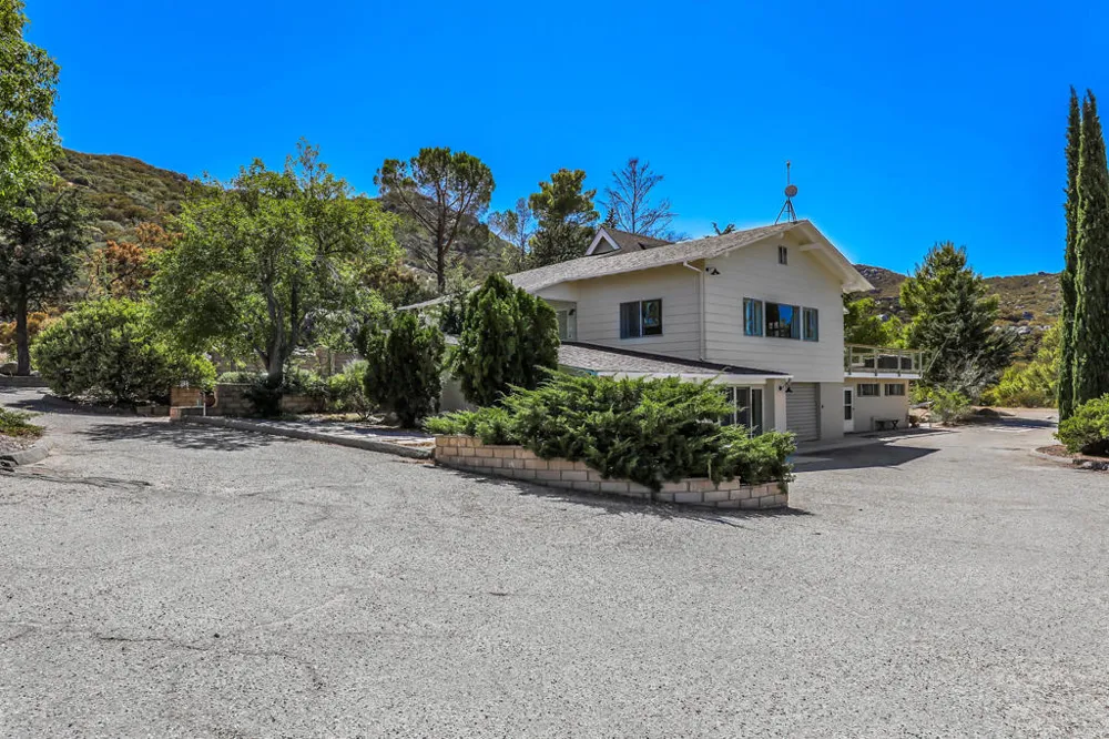 67079 Ribbonwood Drive Mountain Center, CA 92561