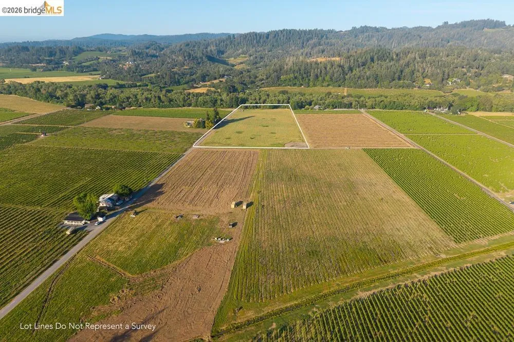 838 Dry Creek Healdsburg, CA 95448