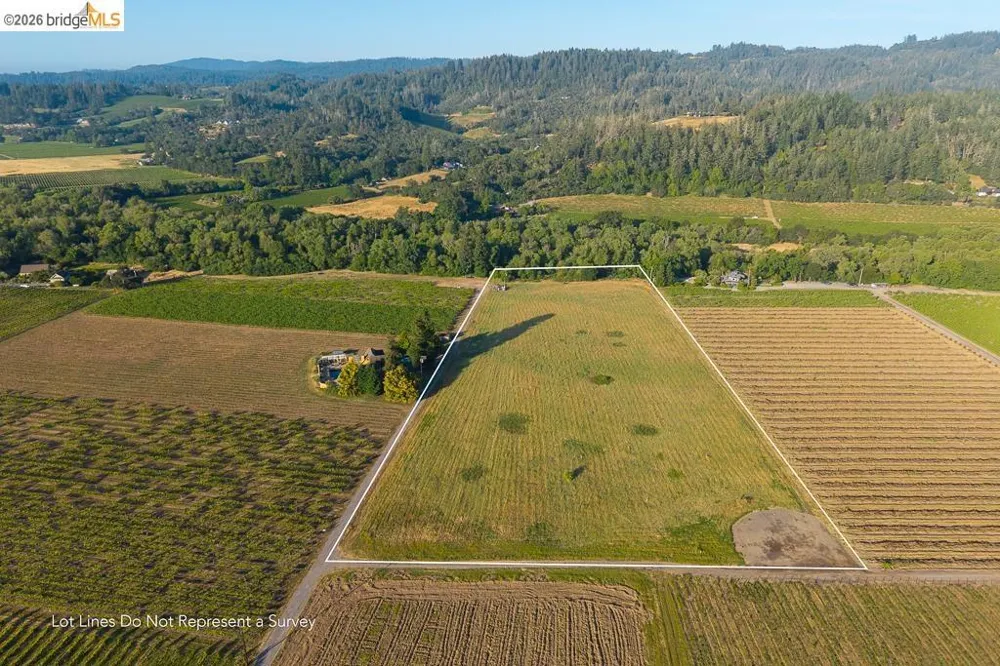 838 Dry Creek Healdsburg, CA 95448