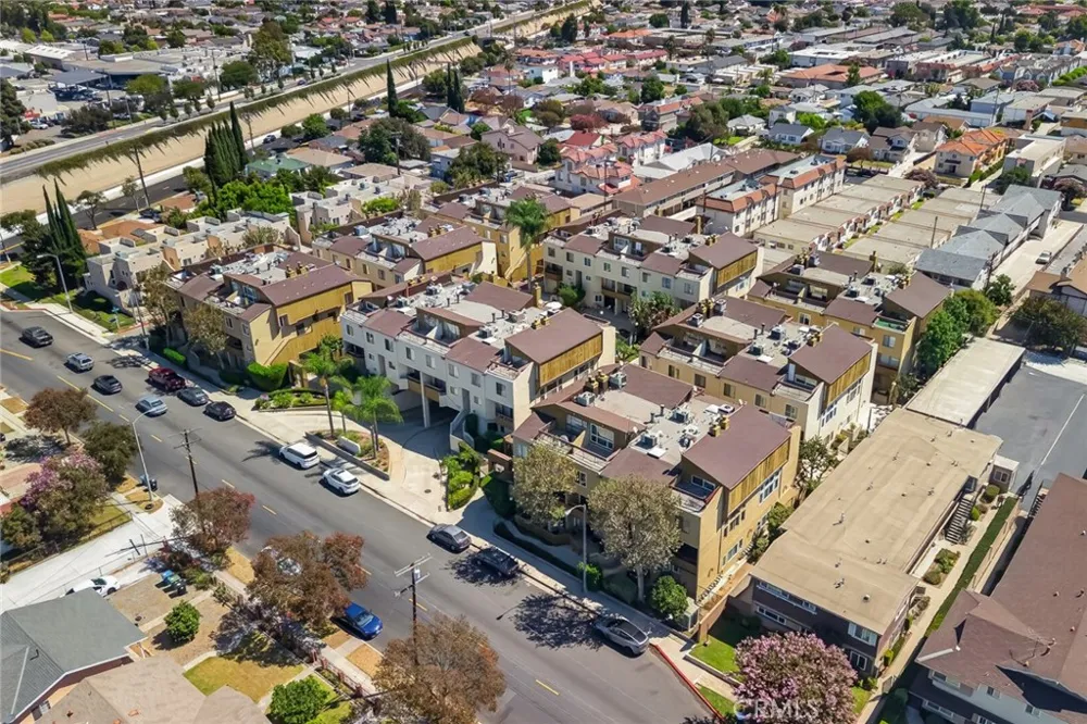 1026 S Marengo Ave. #2 Alhambra, CA 91803