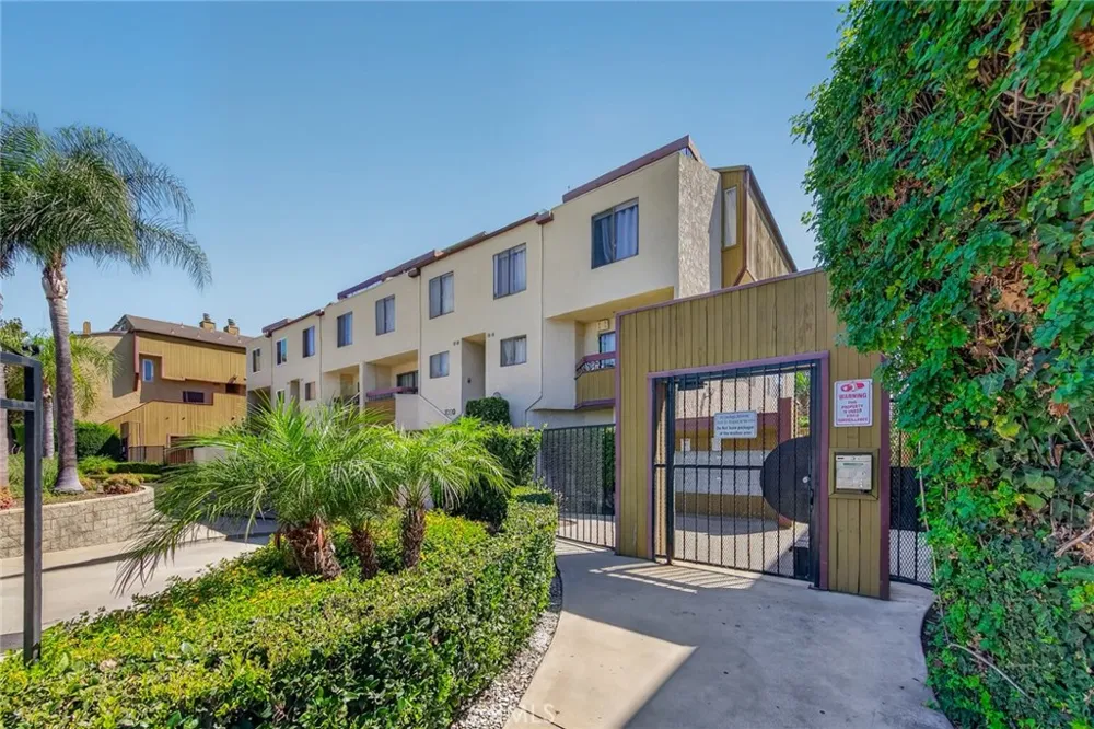 1026 S Marengo Ave. #2 Alhambra, CA 91803