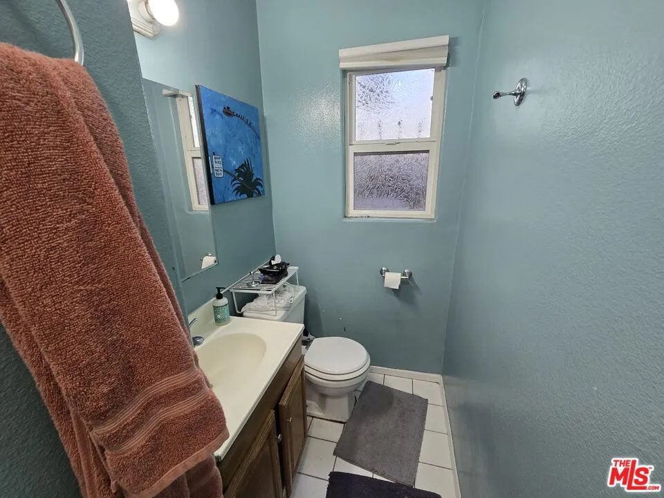 10420 Palms Boulevard Los Angeles, CA 90034
