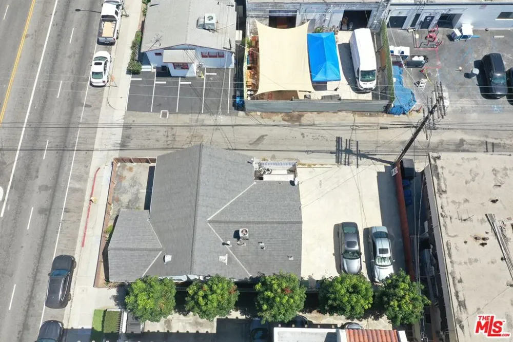 10420 Palms Boulevard Los Angeles, CA 90034