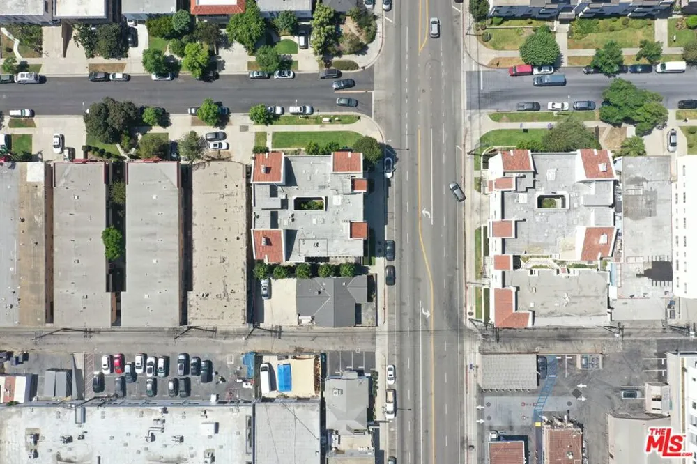 10420 Palms Boulevard Los Angeles, CA 90034