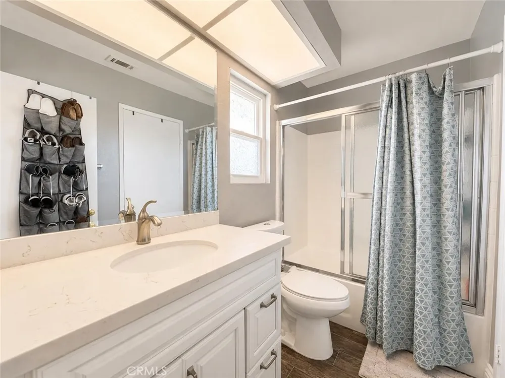 13842 Dartmouth Court Chino, CA 91710