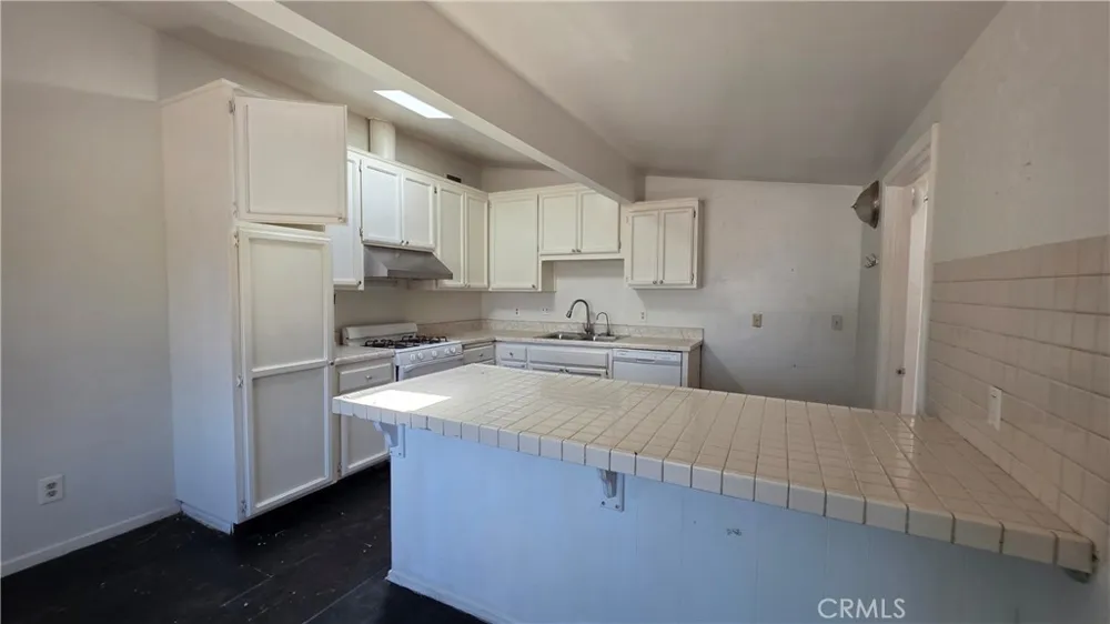 808 Maria Spring Valley, CA 91977